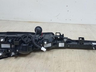 Фонарь крышки багажника центральный, ориг. номер 81580-78090, LEXUS NX 2021-2026