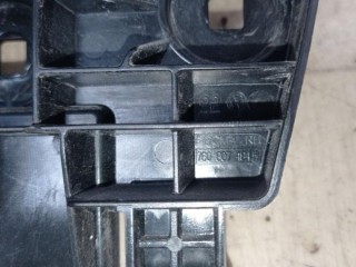 Кронштейн крепления бампера заднего справа Volkswagen 760807484B, ориг. номер 760807484B, VW TOUAREG 2018-2023