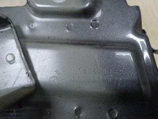Кронштейн крепления крыла переднего правого Volkswagen 760821138, ориг. номер 760821138, VW TOUAREG 2018-2023