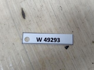 Кронштейн крепления крыла переднего правого Volkswagen 760821138, ориг. номер 760821138, VW TOUAREG 2018-2023