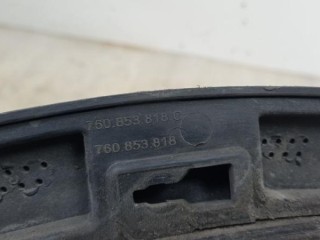 Молдинг крыла заднего правого Volkswagen 760853818C, ориг. номер 760853818C, VW TOUAREG 2018-2023
