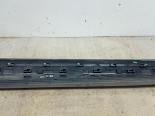 Молдинг двери передней левой Volkswagen 760854939E, ориг. номер 760854939E, VW TOUAREG 2018-2023