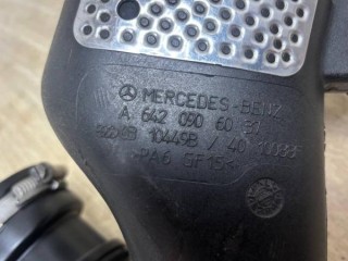 Патрубок турбины MERCEDES-BENZ M-CLASS W164 02/2005 - 12/2012, 3.0 л, A6420906037