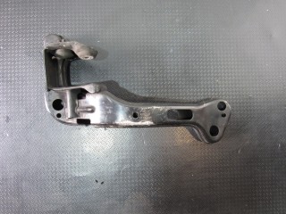 Кронштейн КПП BMW X3 E83 2003-2006
