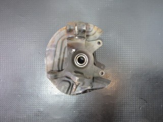 Кулак поворотный передний правый BMW X3 E83 2003-2006