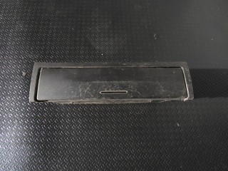 Бардачок BMW 3-серия E46 1997-2003, седан, левый руль, 8202188