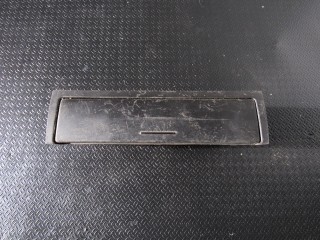 Бардачок BMW 3-серия E46 1997-2003, универсал, левый руль, 8202188
