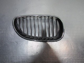 Решетка радиатора BMW 5-серия E60/E61 2007-2010, 2.5 л, АКПП