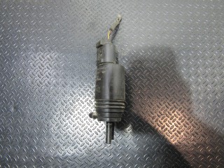 Насос омывателя стекла BMW 5-серия E60/E61 2007-2010, универсал, левый руль, 8377612