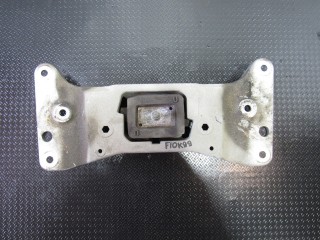 Кронштейн КПП BMW 5-серия F10/F11/GT F07 2009-2013, АКПП, 6781222