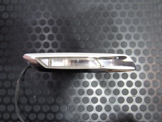 Повторитель передний левый BMW 5-серия F10/F11/GT F07 2009-2013