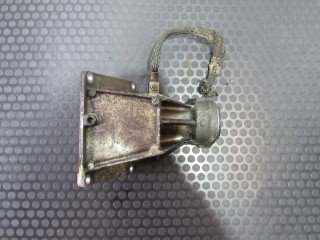 Кронштейн полуоси BMW X3 E83 2003-2006, АКПП, 7516067