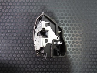 Замок двери передней левой BMW X5 E70 2006-2010, 7202143