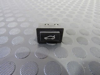 Кнопка открывания багажника BMW 5-серия E60/E61 2002-2007, универсал, 6921846