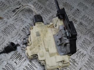Замок двери задней правой, Volkswagen Passat B6 2005-2010