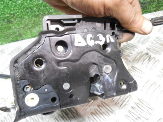 Замок двери задней правой, Volkswagen Passat B6 2005-2010