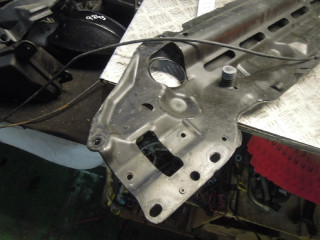 Передняя панель крепления облицовки (телевизор), BMW 5 E60/E61 2002-2007