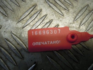Петля двери, Volkswagen Passat B6 2005-2010