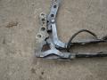 Петля капота BMW 3 E46 2000г. - фото №2