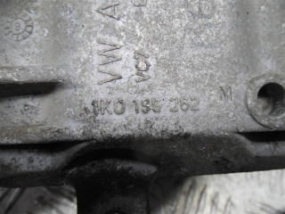 Подушка крепления двигателя, Volkswagen Passat B6 2005-2010