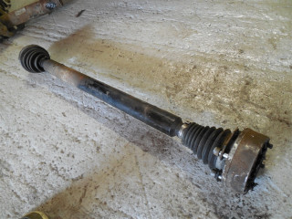 Полуось передняя правая (приводной вал, ШРУС), Volkswagen Passat B6 2005-2010