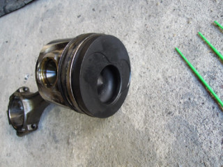 Поршень, Volkswagen Passat B6 2005-2010