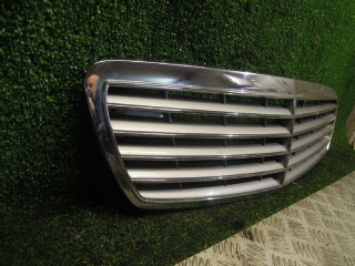 Решетка радиатора, Mercedes E W211 2002-2006