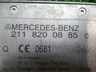 Усилитель антенны, ориг. номер 2118200885, Mercedes E W211 2002-2006