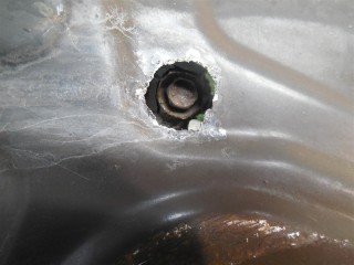 Кулак поворотный левый, BMW X3 E83 2003-2006
