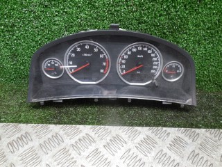 Щиток приборов (приборная панель) Opel Vectra C 2005-2008
