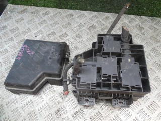 Блок реле, Hyundai Santa Fe 2 2005-2010