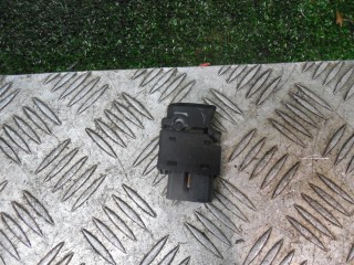 Кнопка стеклоподъемника Hyundai Santa Fe 2 2005-2010