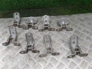 Петля двери Hyundai Santa Fe 2 2005-2010