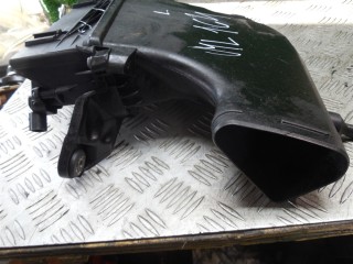 Корпус воздушного фильтра, Mercedes ML W164 2008-2011