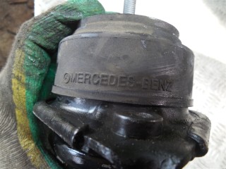 Подушка крепления двигателя, Mercedes ML W164 2008-2011