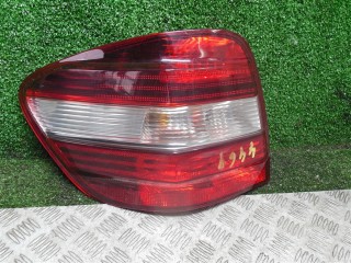 Фонарь задний левый Mercedes ML W164 2008-2011