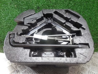 Домкрат, Jaguar XF X250 2011-2015