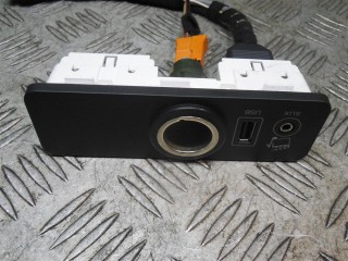 Прикуриватель Jaguar XF X250 2011-2015