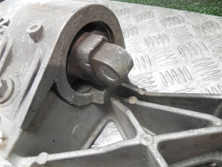 Кронштейн КПП, ориг. номер FW935060BC, Jaguar XF X250 2011-2015