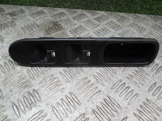 Кнопка стеклоподъемника Peugeot 307 2005-2008