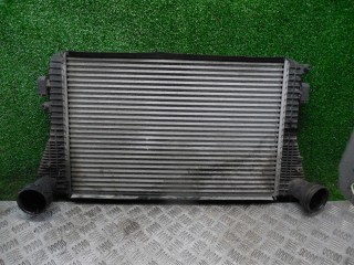 Интеркулер Volkswagen Passat B6 2005-2010