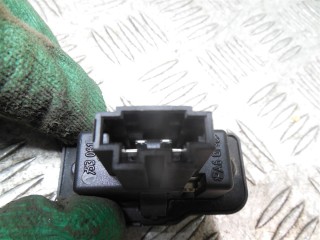 Подсветка номера, Mercedes E W211 2002-2006