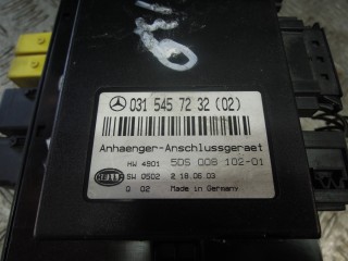 Блок согласования фаркопа Mercedes C W203 2000-2004