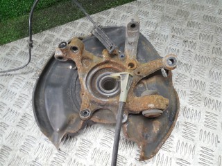 Кулак задний правый, Mercedes C W203 2000-2004