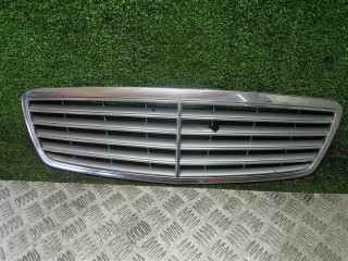 Решетка капота, Mercedes C W203 2000-2004