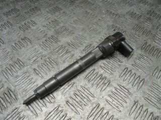 Форсунка Mercedes C W203 2000-2004