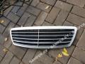 решетка капота Mercedes-Benz S W220 [рестайлинг] 2004г. - фото №9