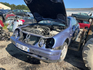 Mercedes-Benz CLK W208 1998г. 2.0 л. - фото №4