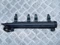 037133035H, 72201702, 06A133317A топливная рампа Volkswagen Golf 4 поколение 2000г. - фото №3
