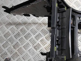 консоль салона, ориг. номер 3C0863319AD, Volkswagen Passat B6 2005-2010
